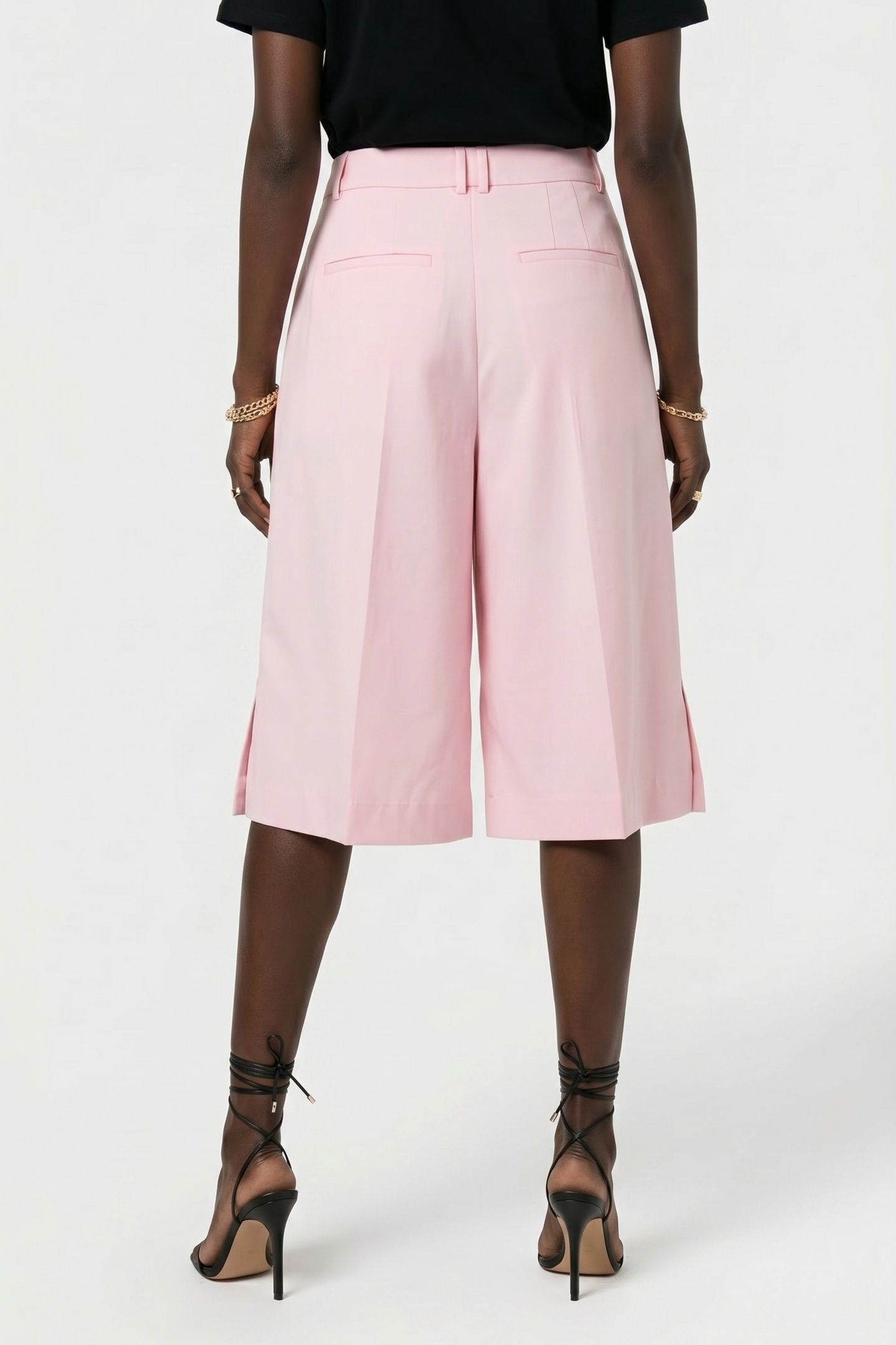 AIDA SHORTS PINK 2