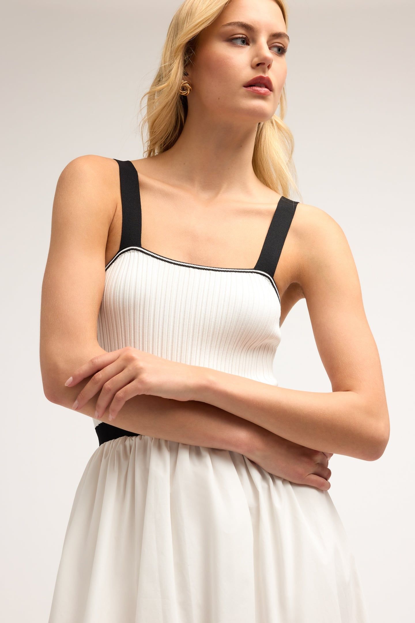 DUAL FABRIC DRESS WITH CIRCLE SKIRT WHITE 3