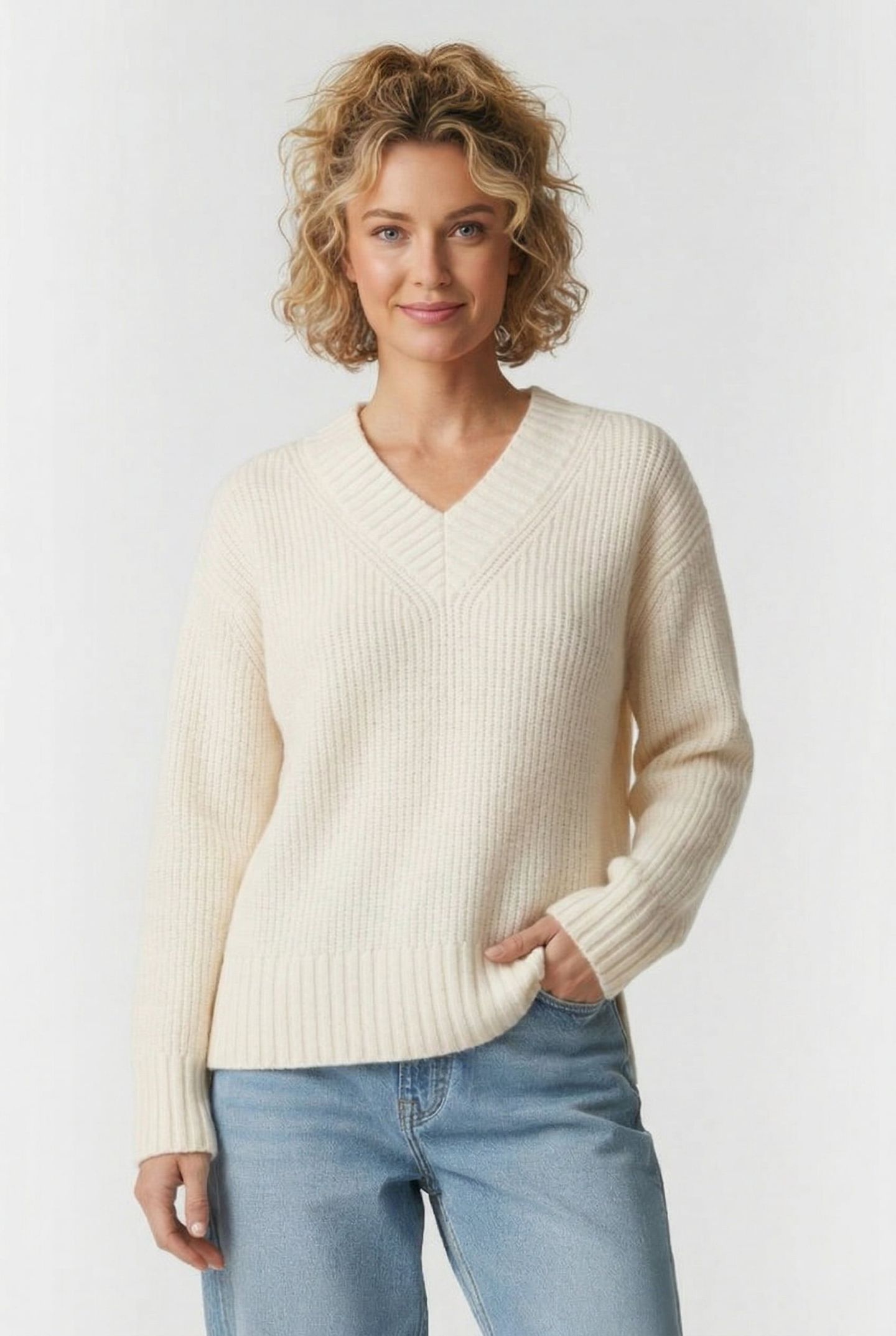 CARLA SWEATER WHITE 1