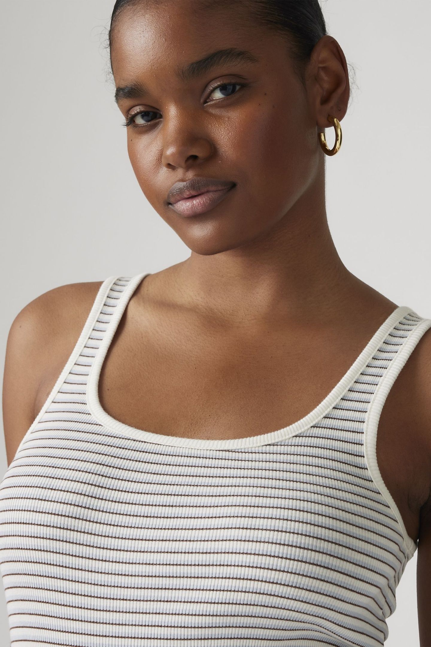 ESSENTIAL RIB TANK TOP 9