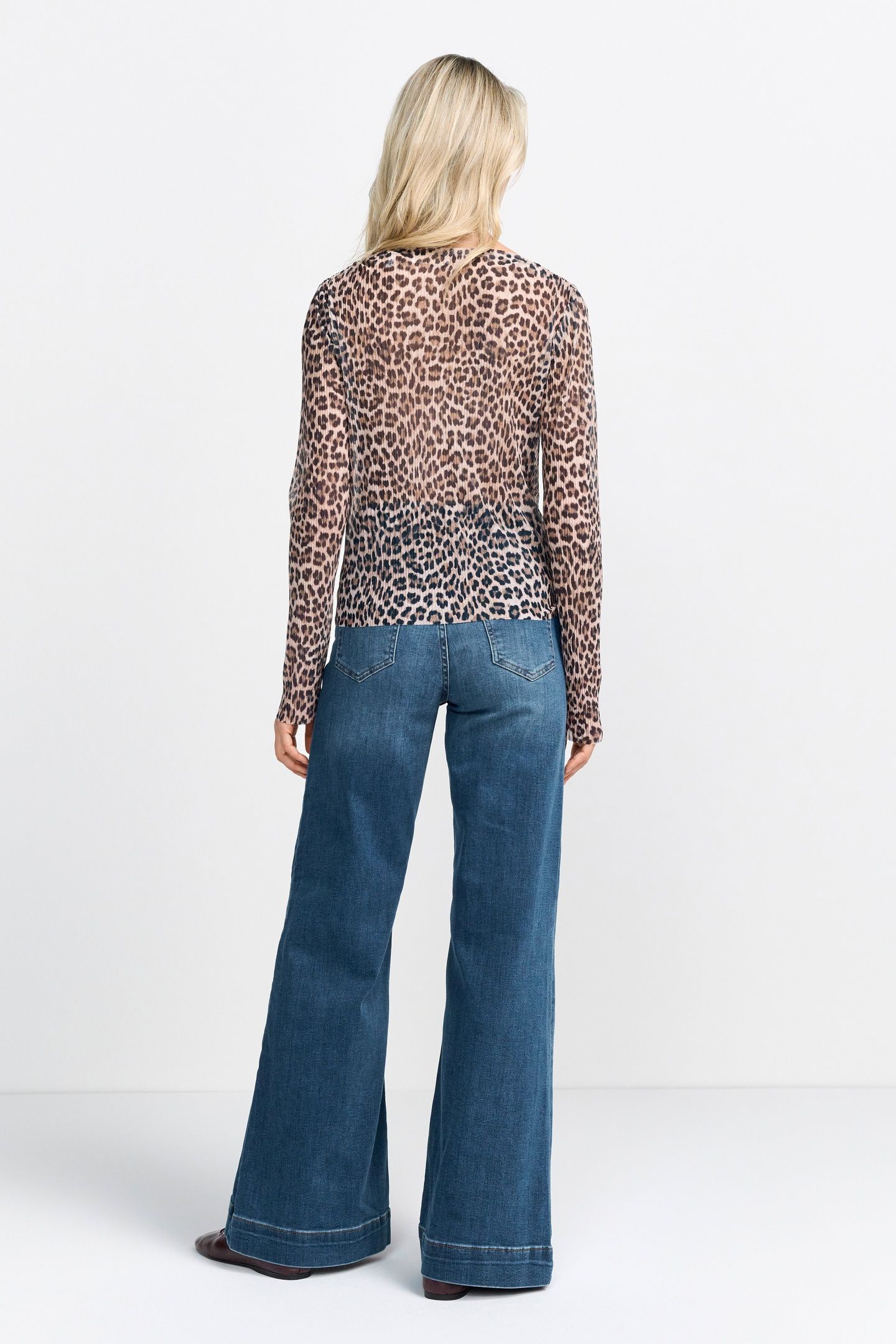 PLISSEE MESH LONGSLEEVE RECYCLED CAFFEE LATTE 3