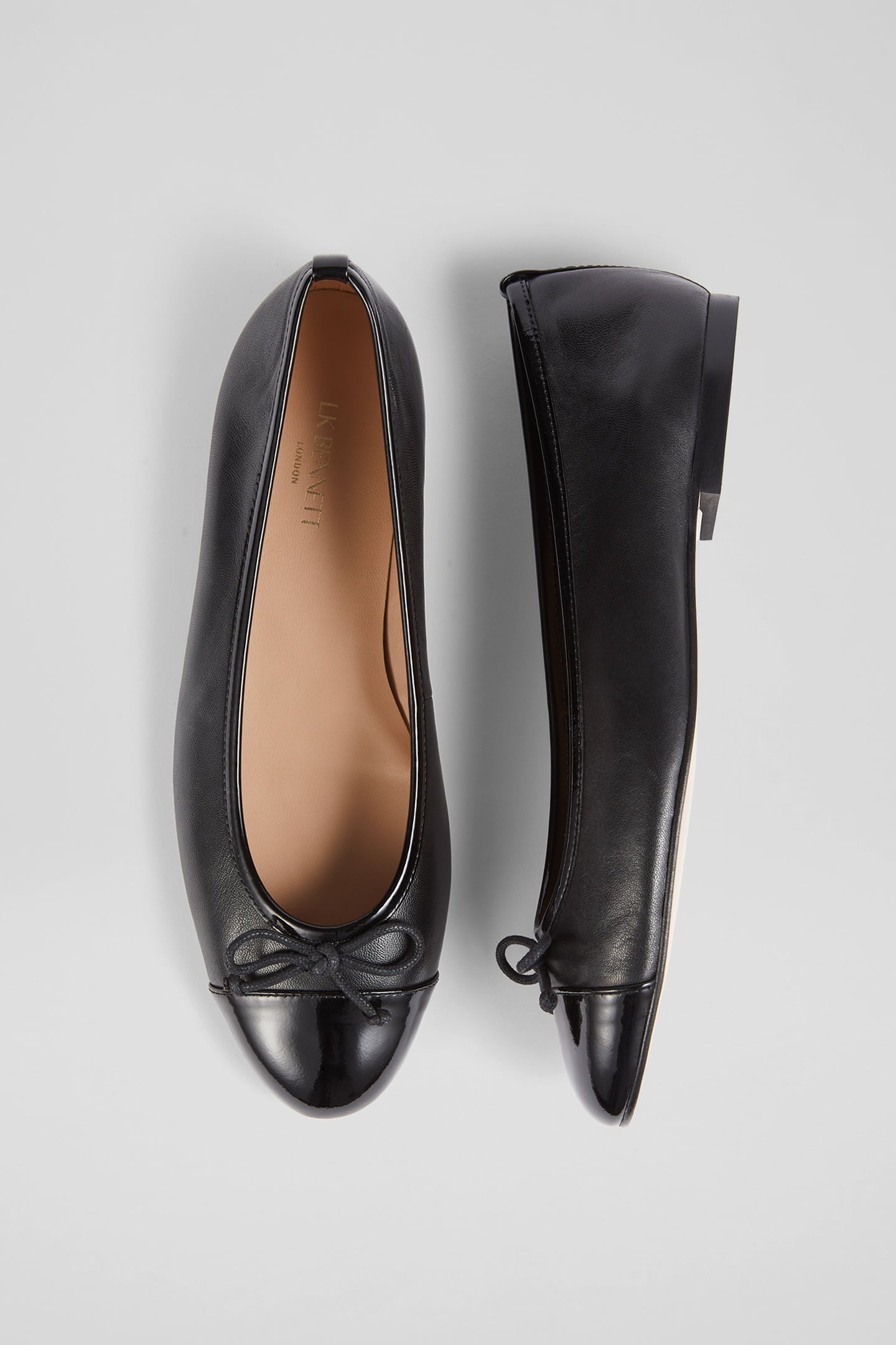 KARA FLATS BLACK 3