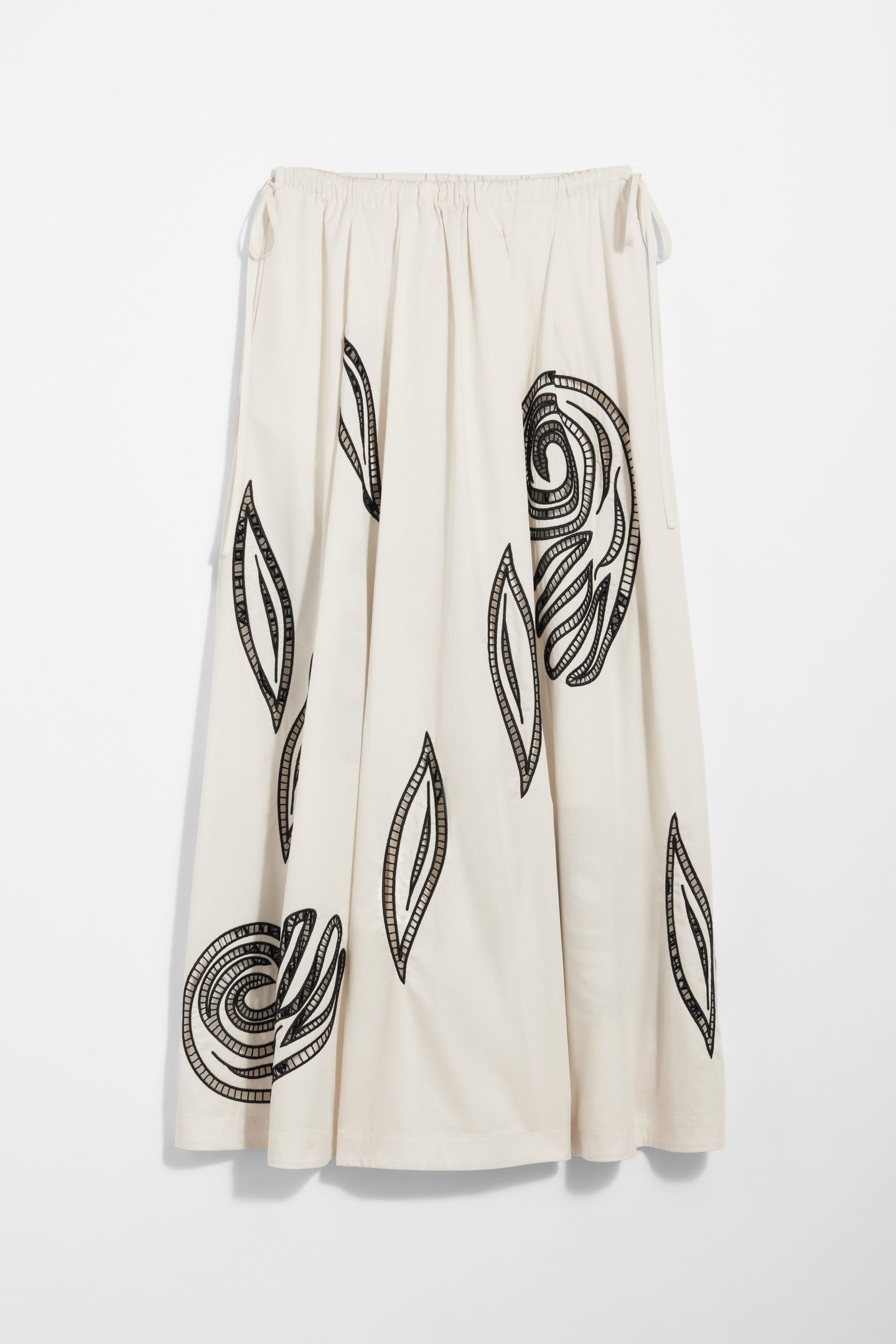 WIN EMBROIDERY WHITE 3