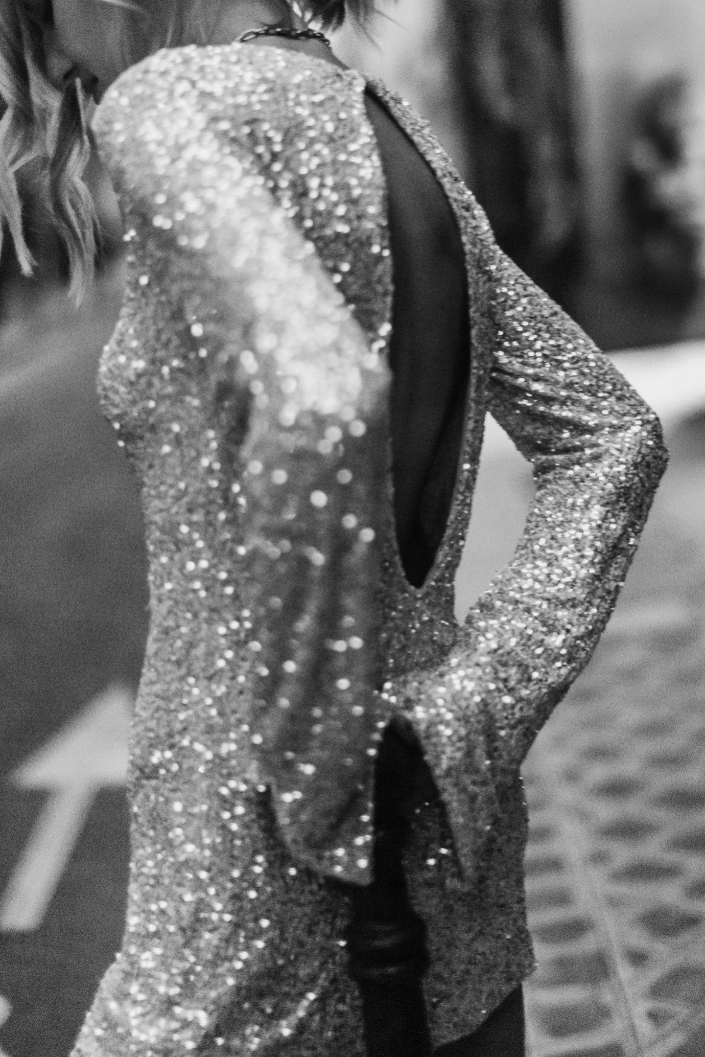 THE LIGHT SEQUIN DRESS WHITE 2