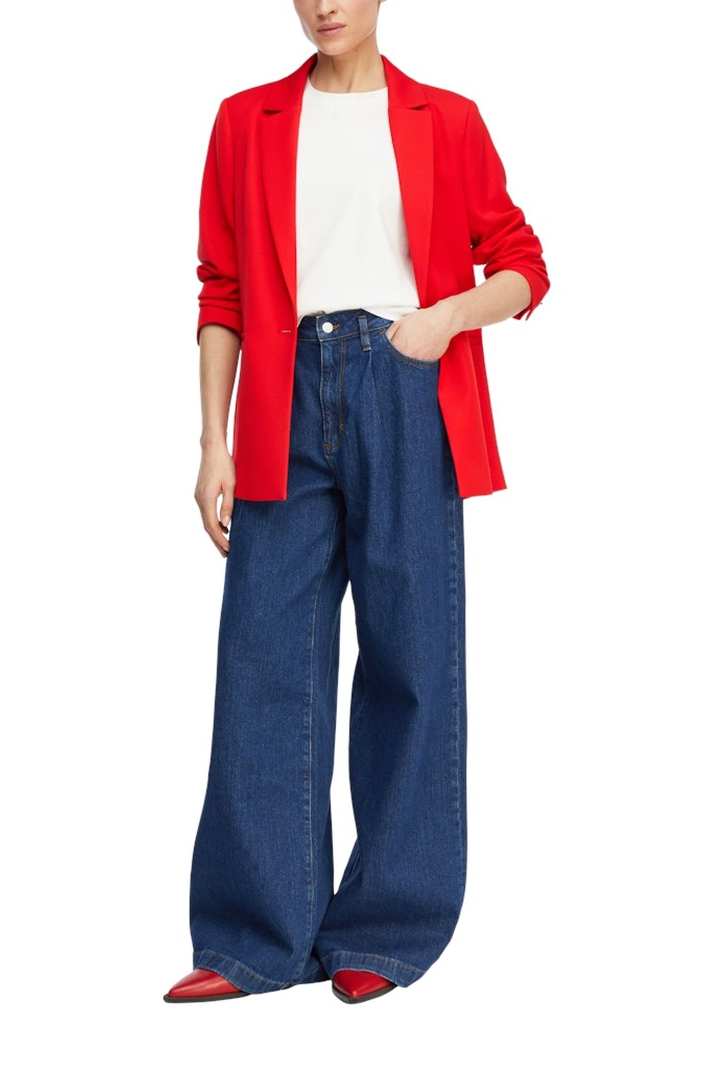 JACKETS INDOOR RED 2