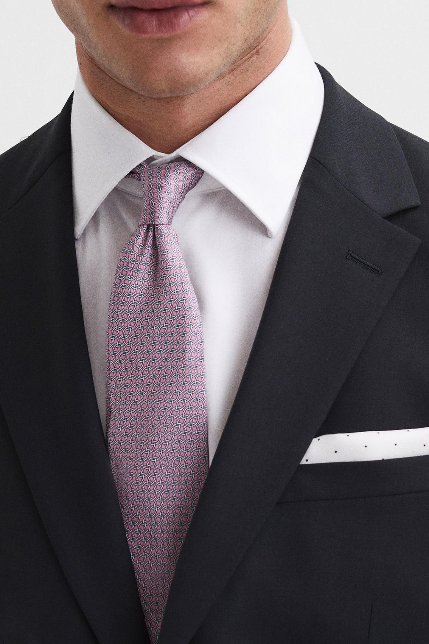 SB 2B NOTCH TRAVEL PLAIN WEAVE MODERN BLACK 5