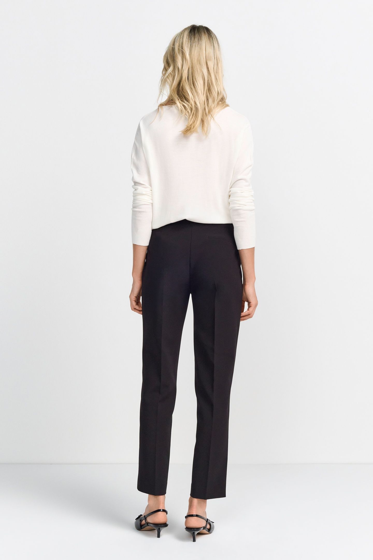 CASUAL PANTS BLACK 3