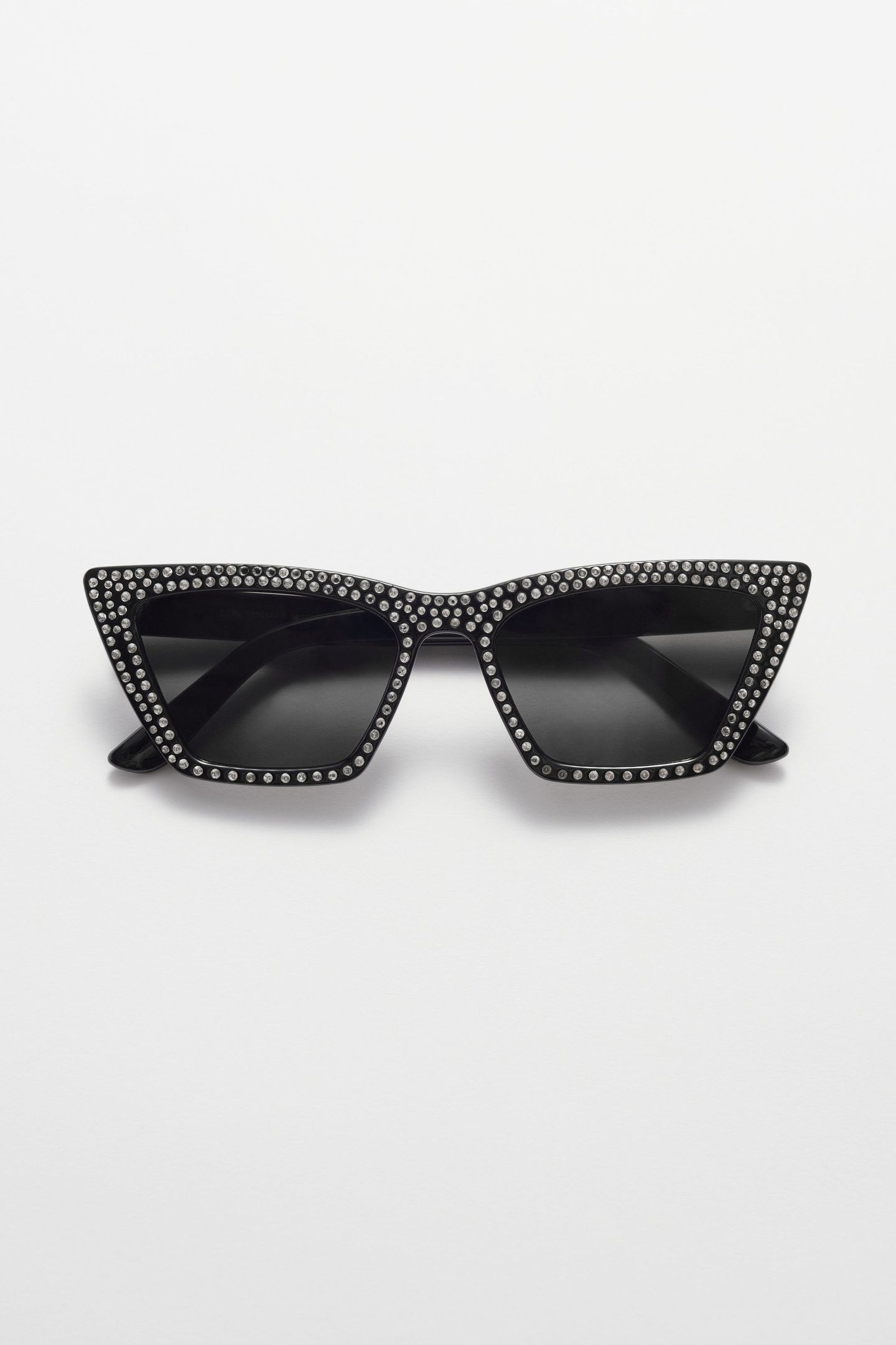 LIZ STUDS SUNGLASSES BLACK 2