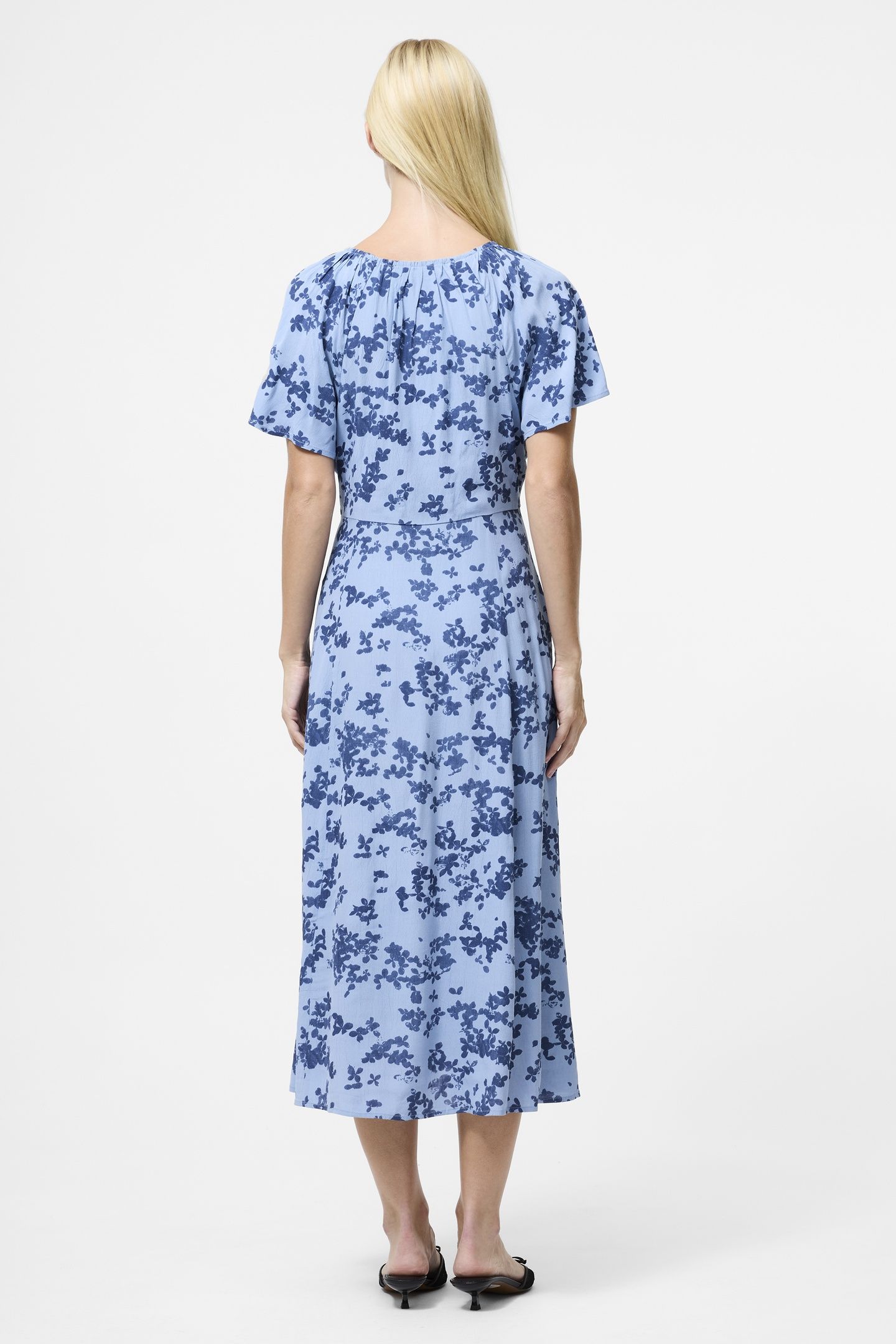 ISLA LIZZIE CREPE S/S V NK DRE BLUE MULTI 2