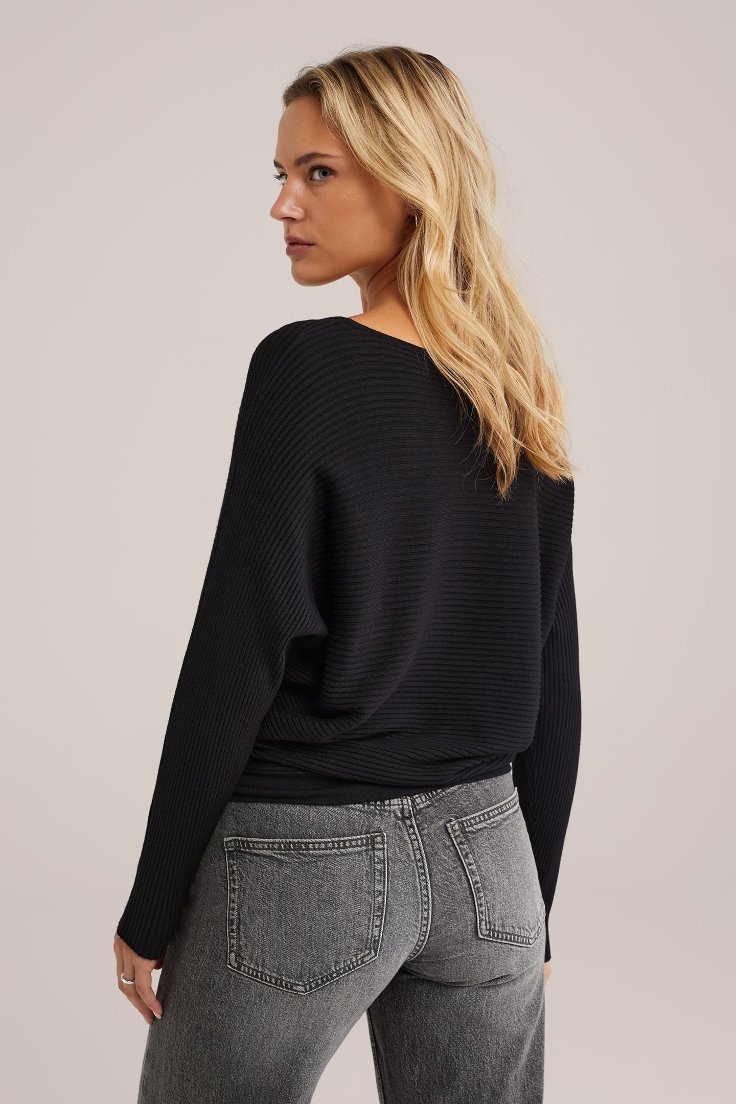 KNITTED PULLOVER BLACK 3