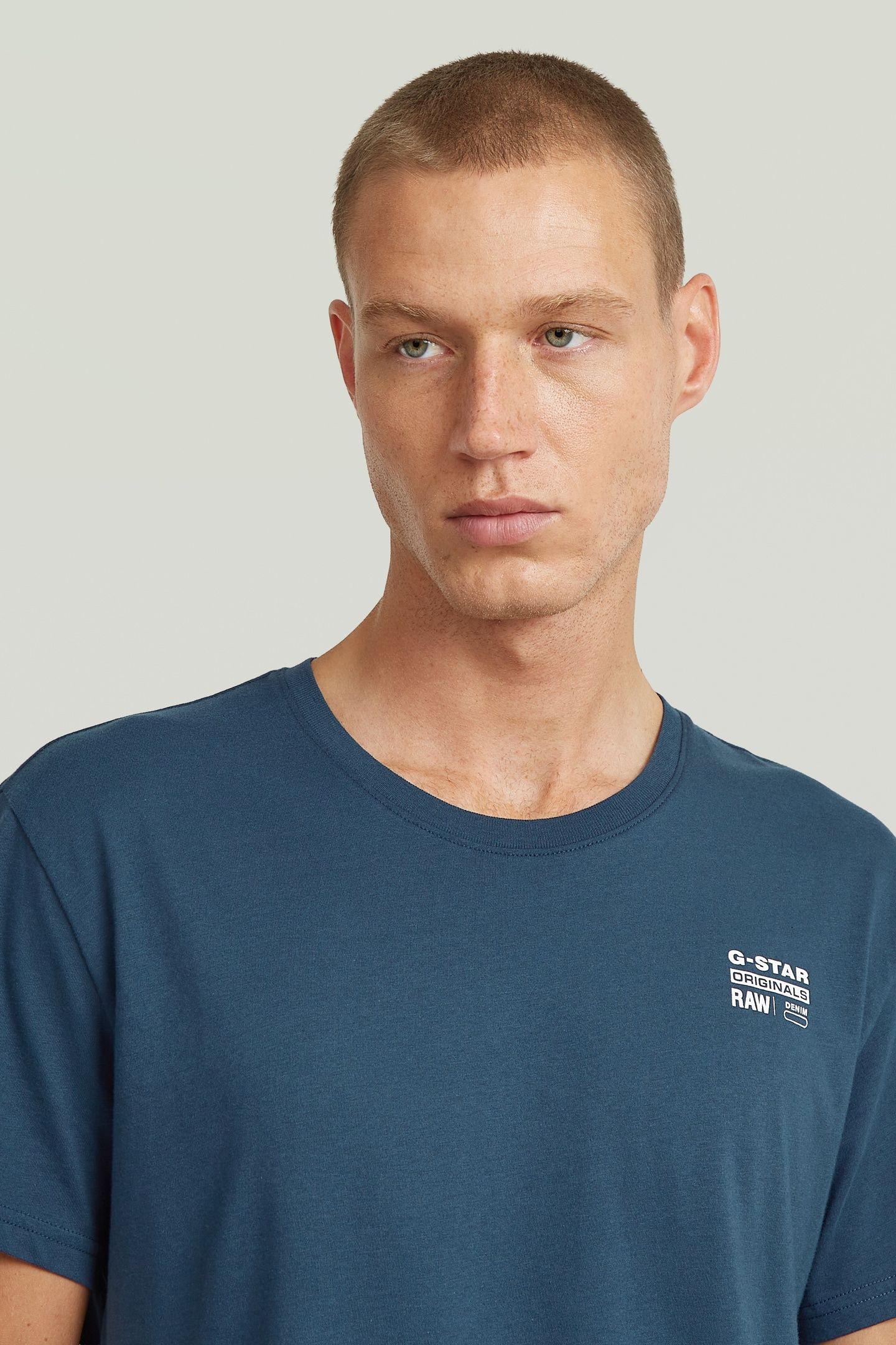 CHEST LOGO R T MEDIUM BLUE 5