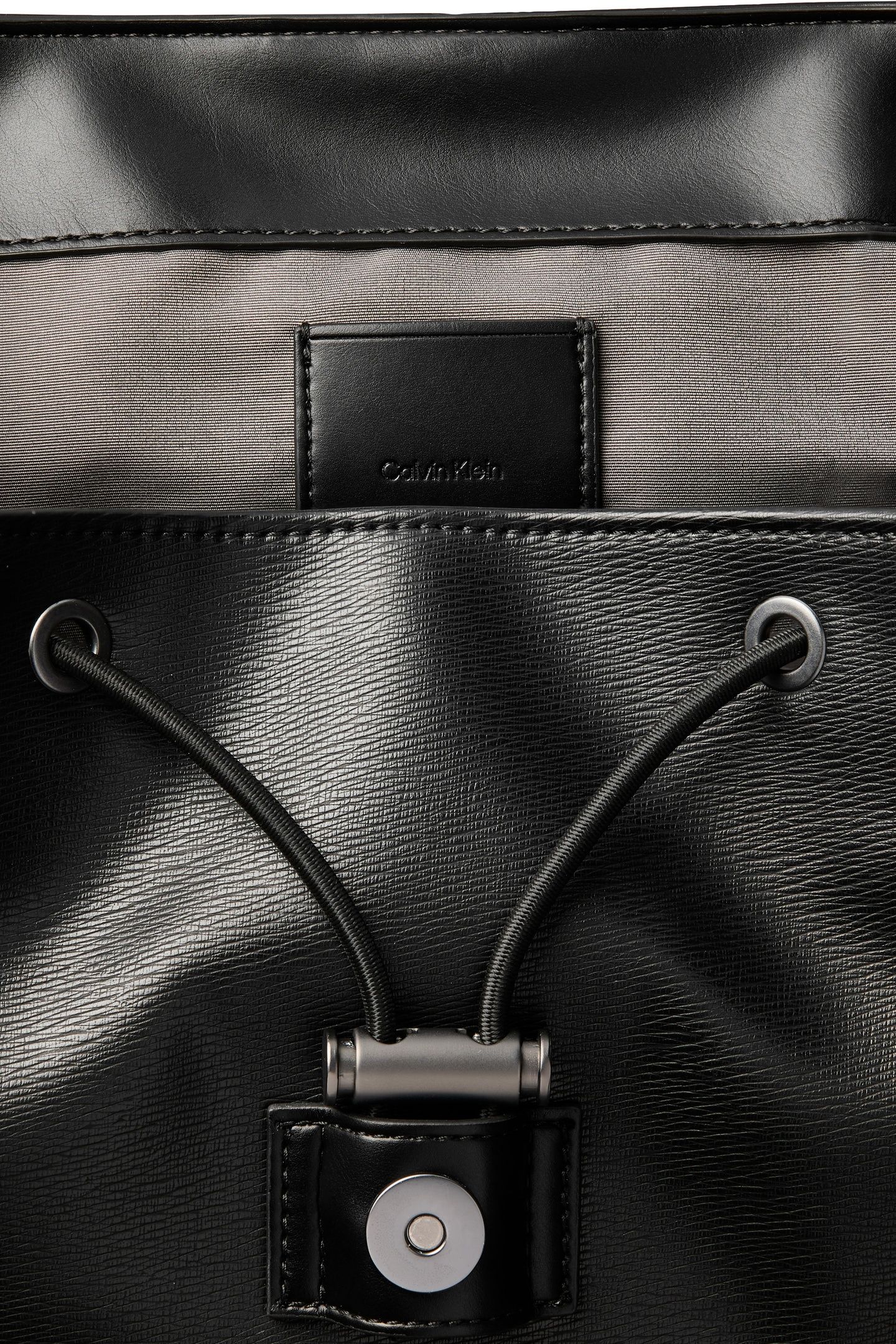 ZIP FLAP BACKPACK BLACK 4
