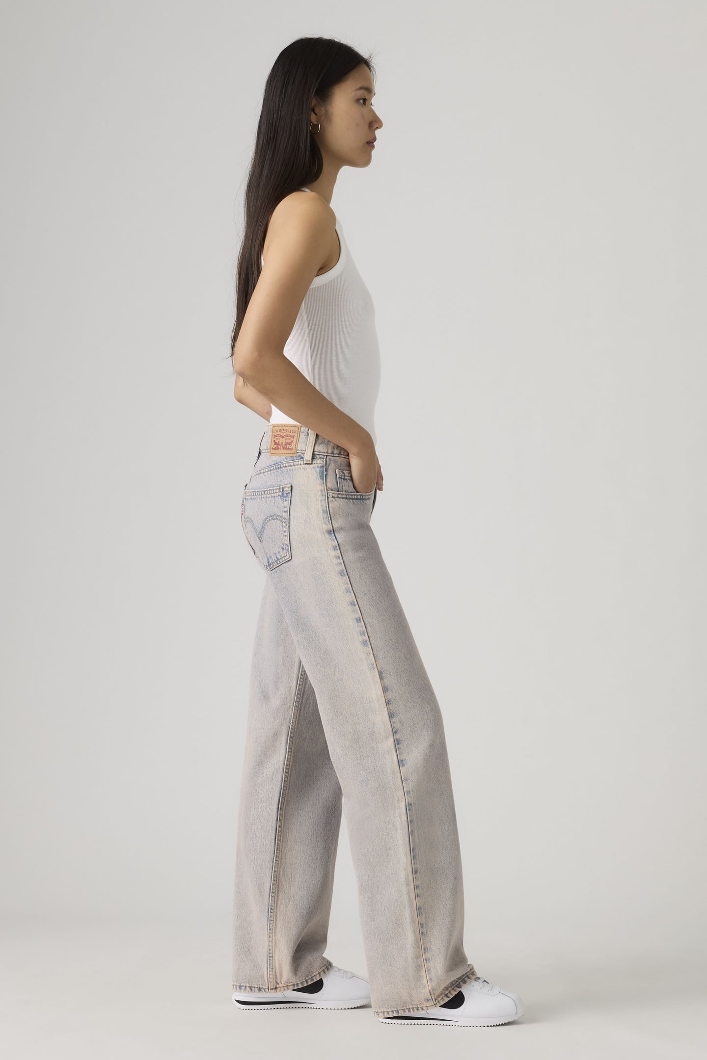 SUPERLOW LOOSE JEANS 4