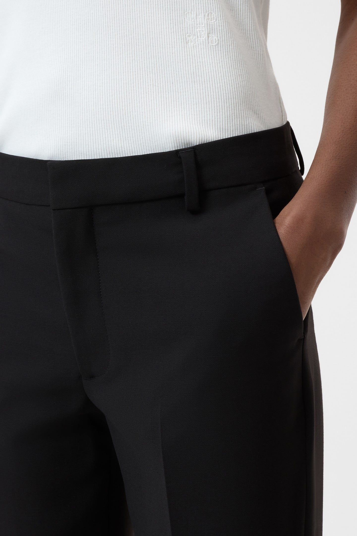 SONNETT BLACK 6