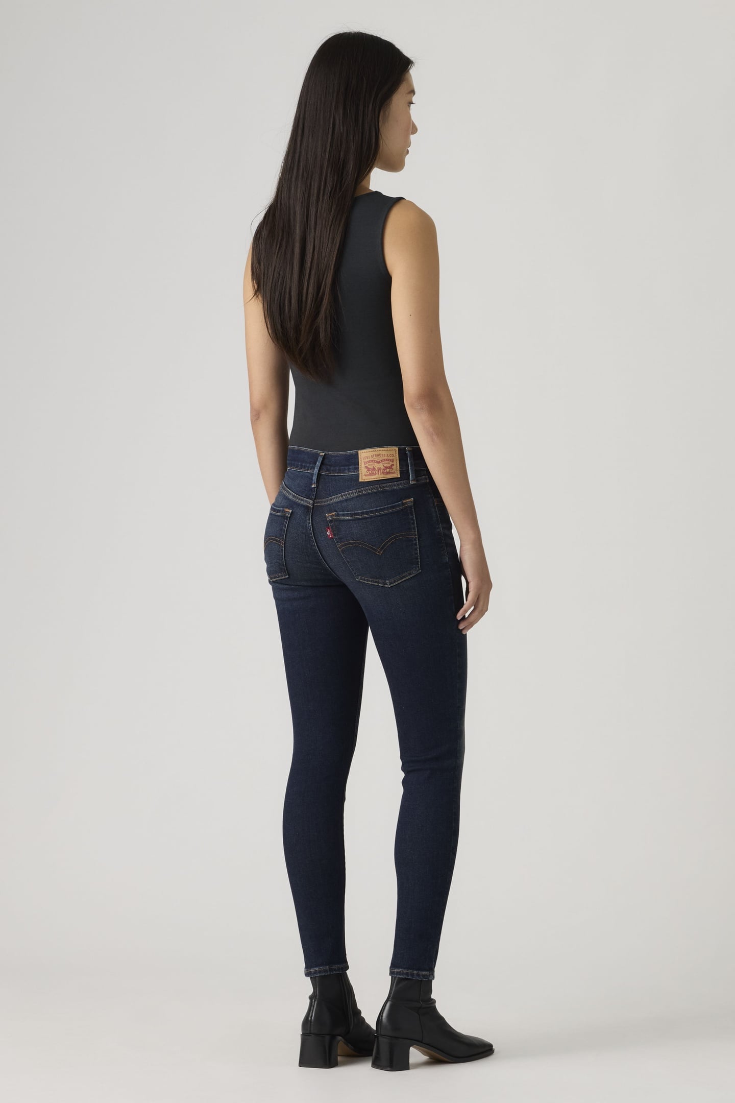710™ SUPER SKINNY JEANS 3
