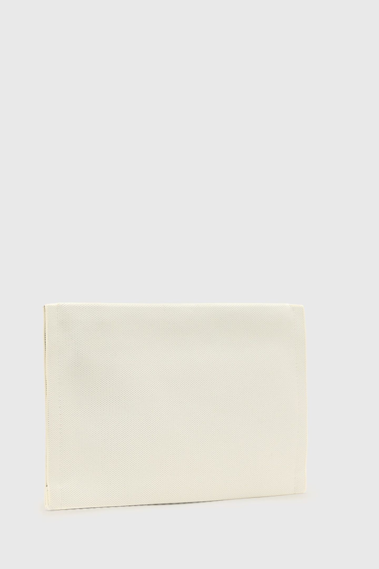 IZZY HEART CLUTCH WHITE 2