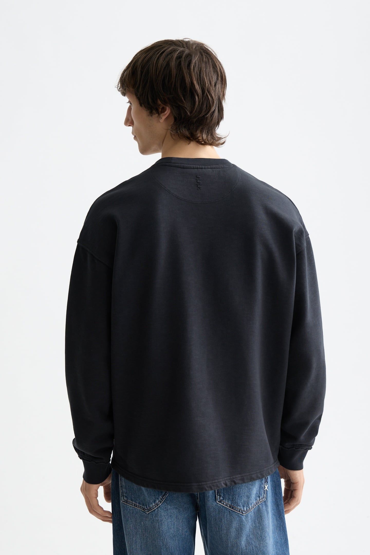 CORE - 3 CROSSES SWEATSHIRT BLACK 3