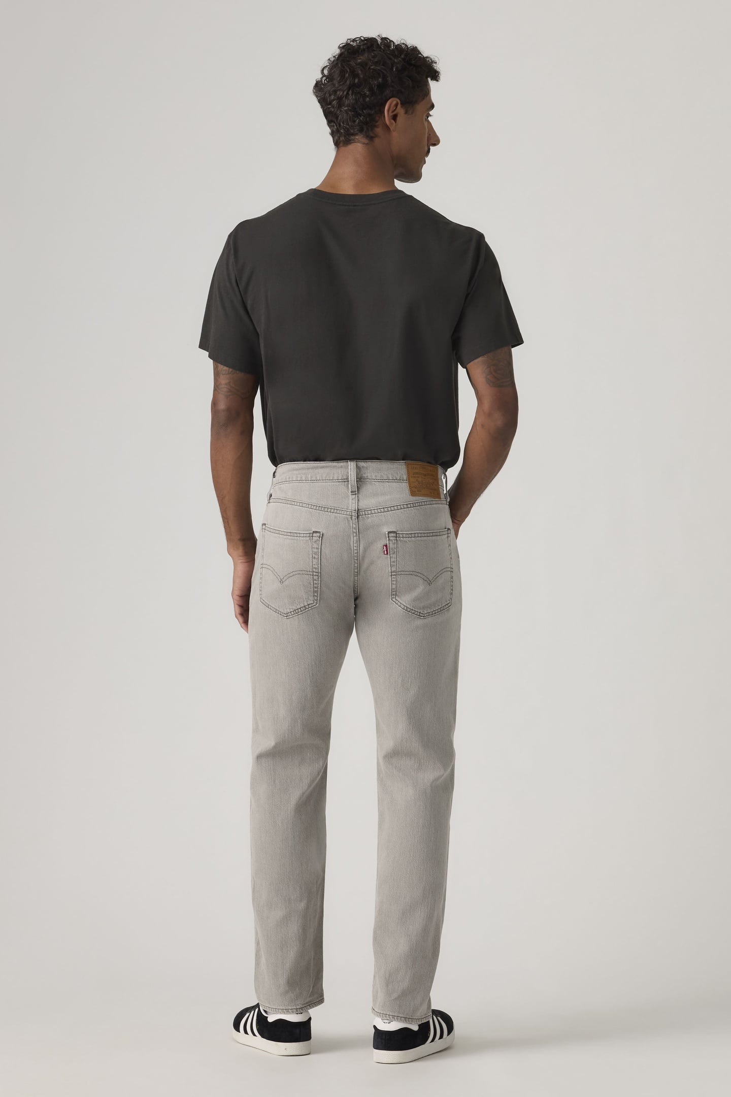502™ TAPER LIGHTWEIGHT JEANS 3