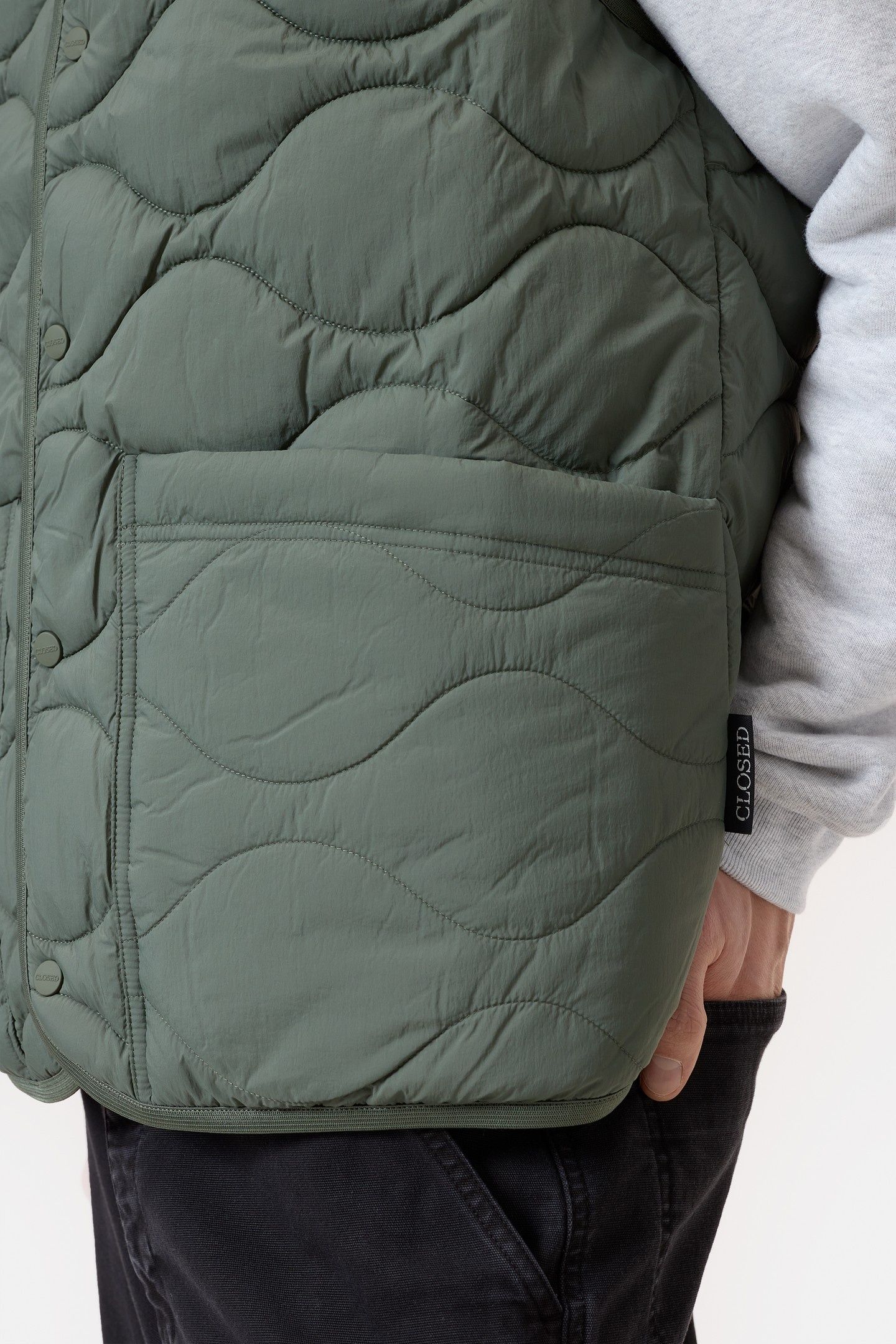 QUILTED GILET OLIVE GREEN 6