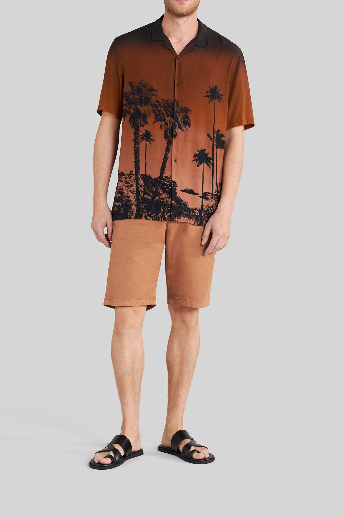 COGNAC TAPERED CHINO BERMUDAS 1