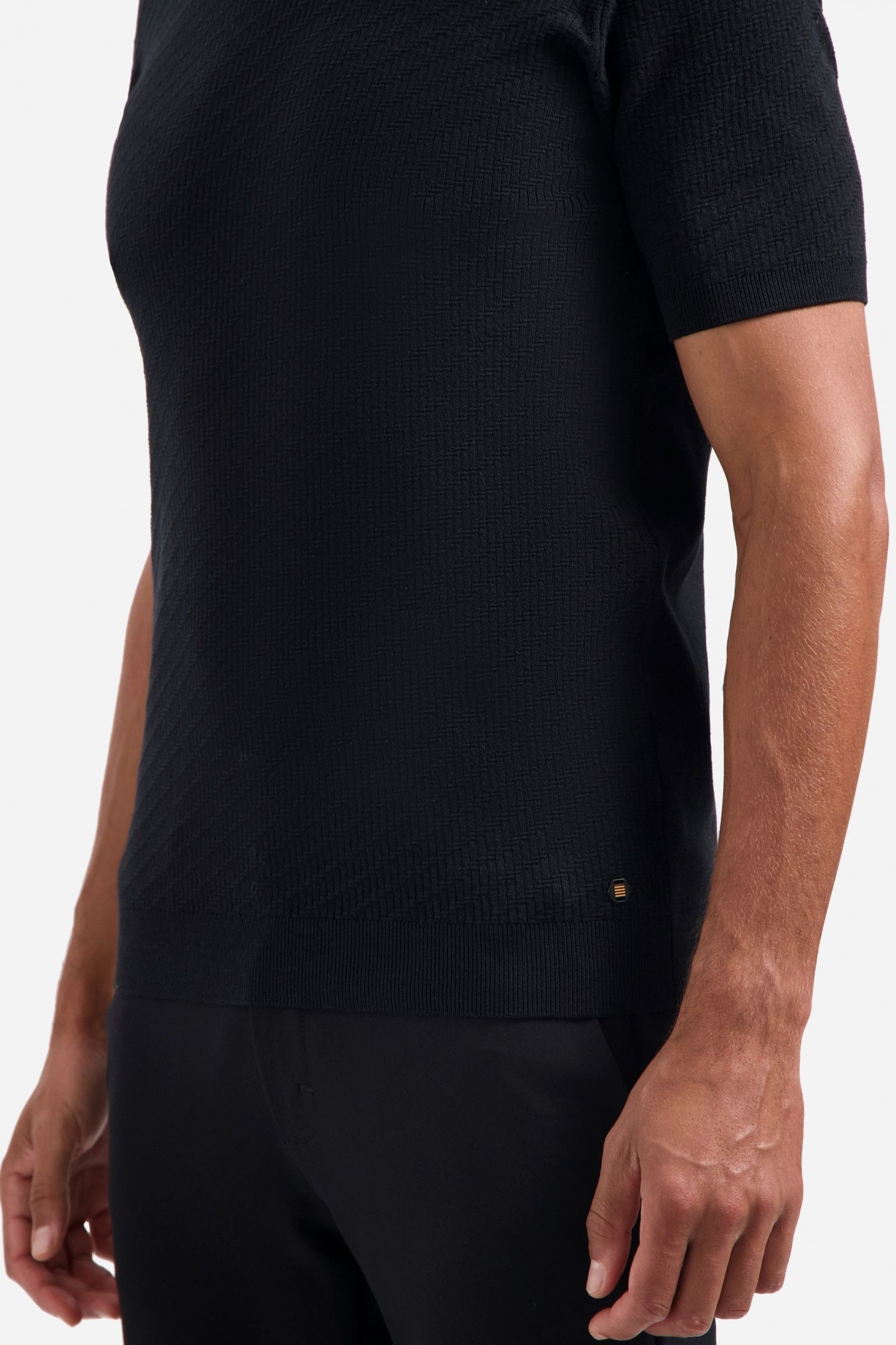 PULLOVER SHORT SLEEVE CREWNECK SOLID JACQUARD BLACK 7