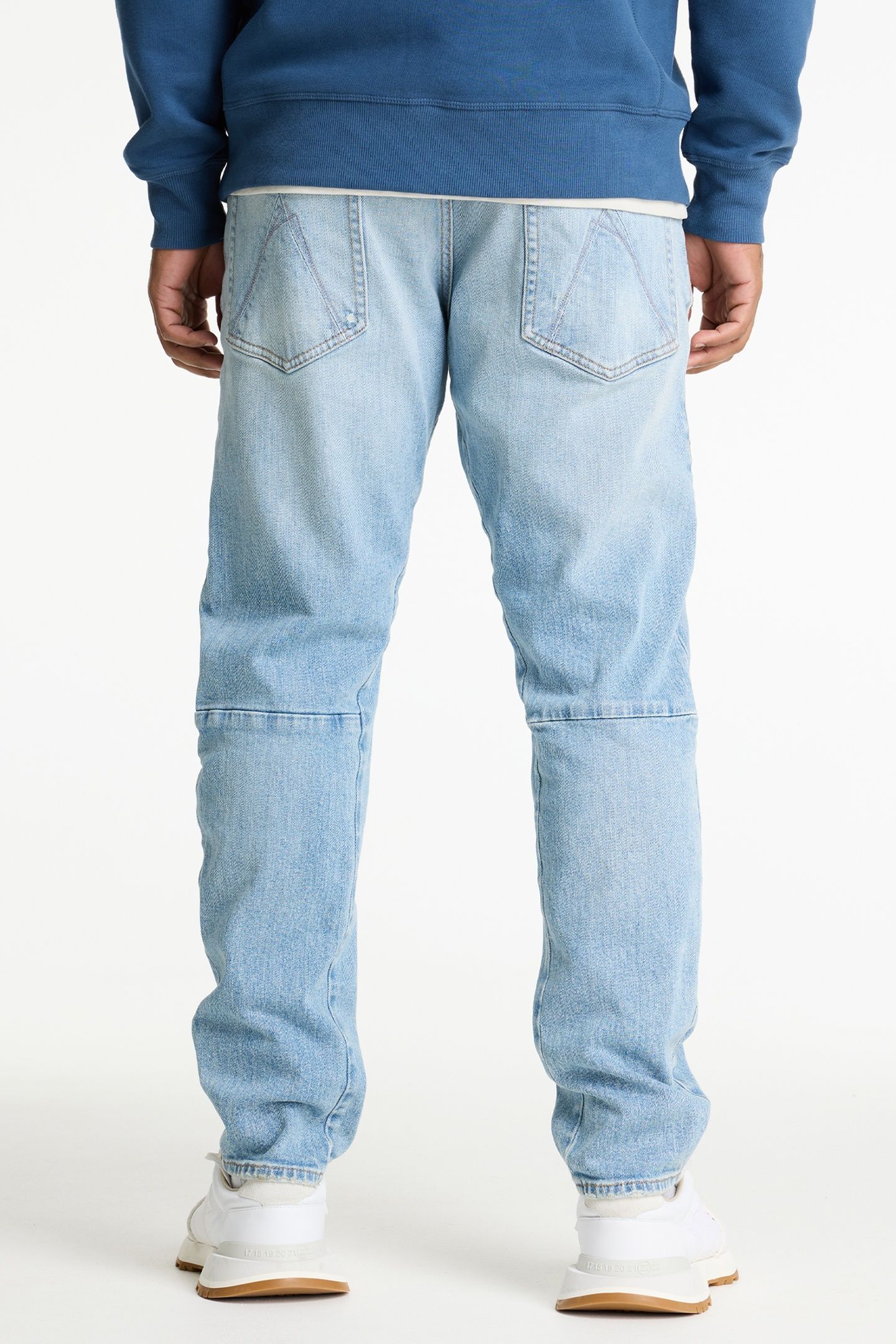 HELYX STRIDE PANTS DENIM LIGHT BLUE REPAIRED 2