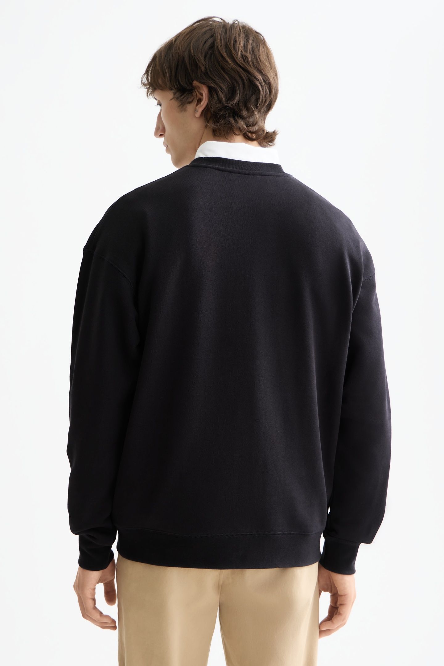 CORE - LOGO FRONT CHEST SWEATSHIRT BLACK 3
