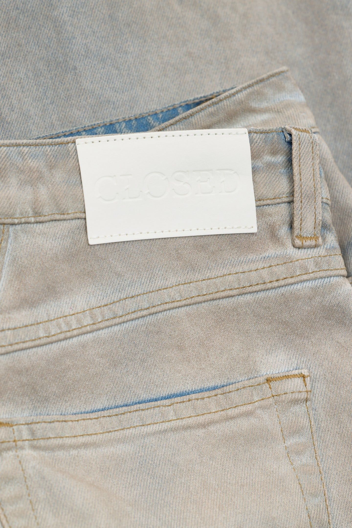 GILLAN LIGHT BLUE 6