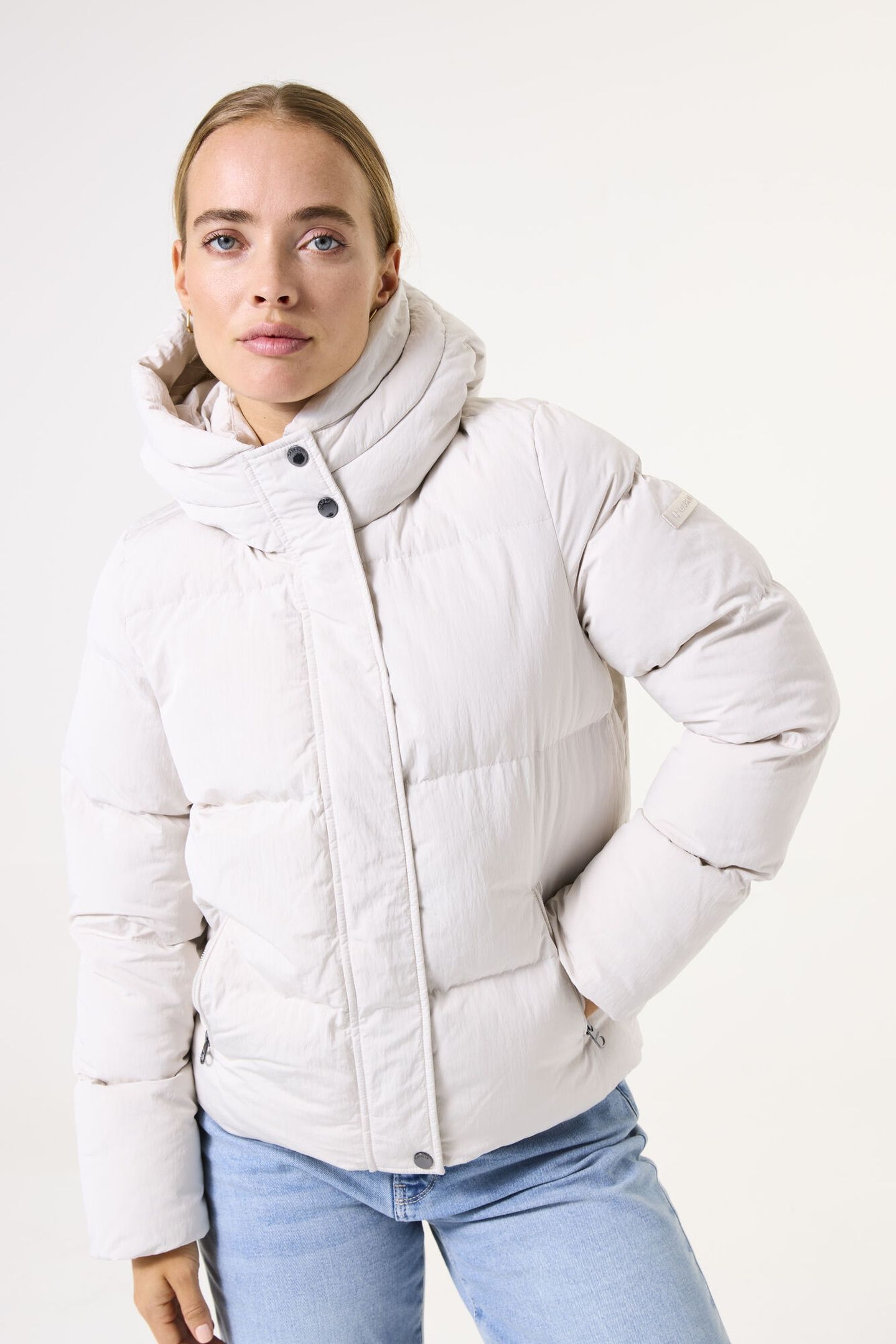 LADIES OUTDOOR JACKET KIT 1
