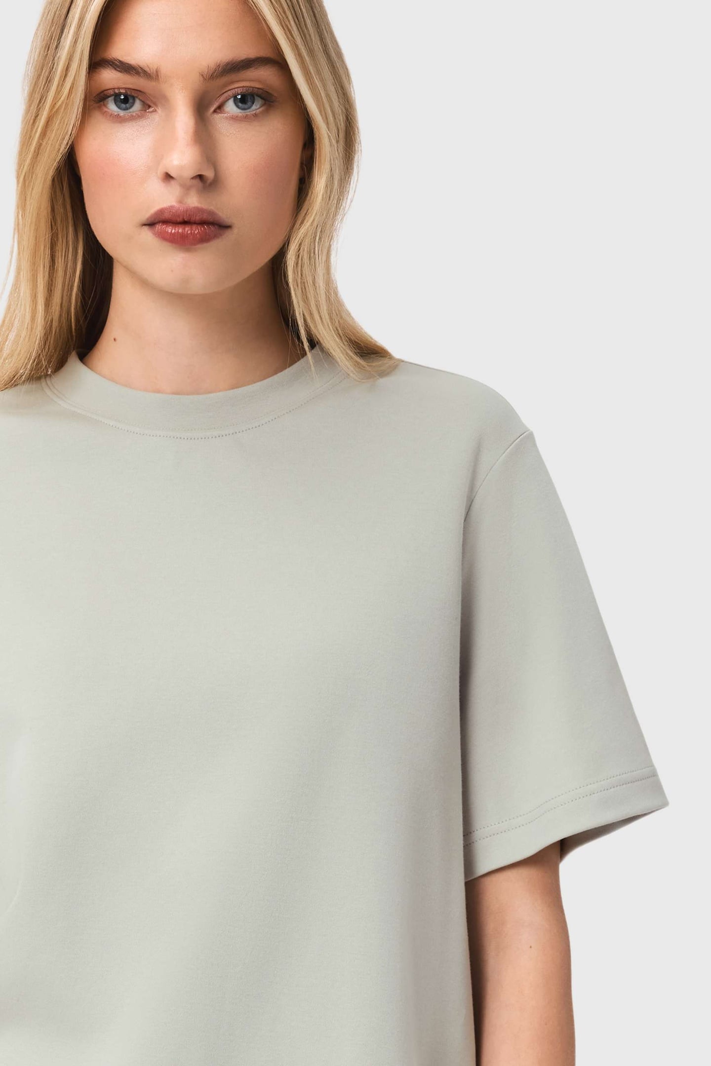 LISA TEE PALE GREEN 3