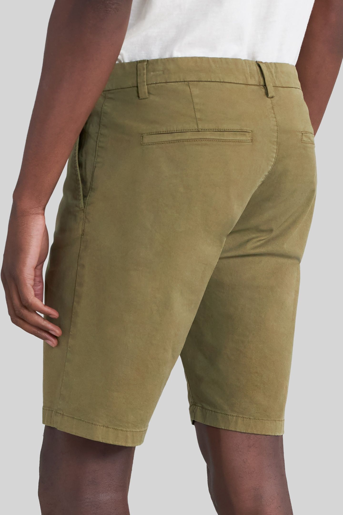 KHAKI TAPERED CHINO BERMUDAS 4