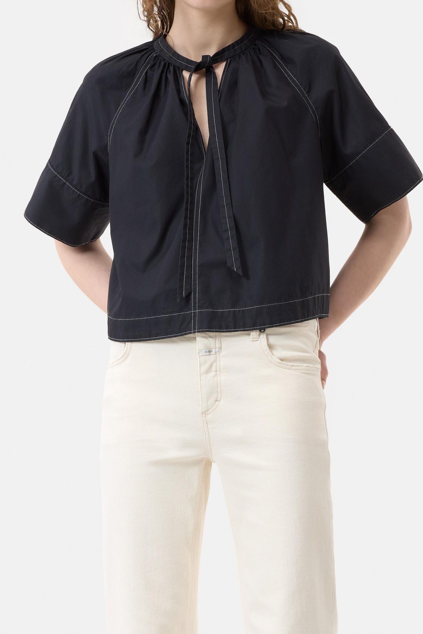 CROPPED TOP BLACK 1
