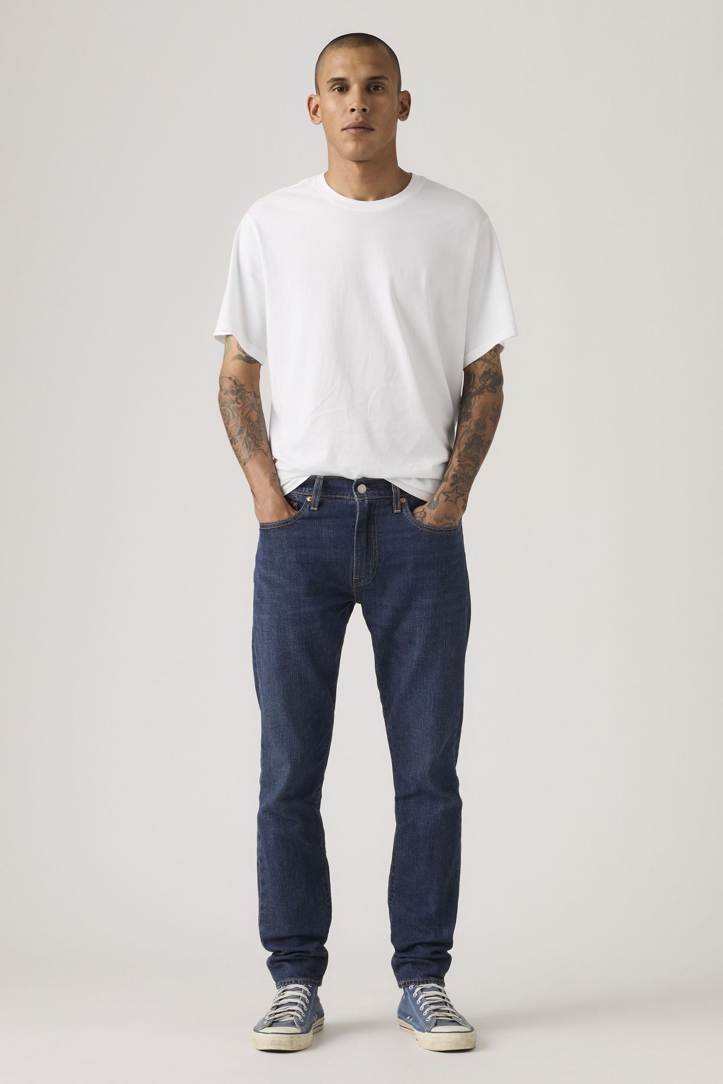 512™ SLIM TAPER LIGHTWEIGHT JEANS 1
