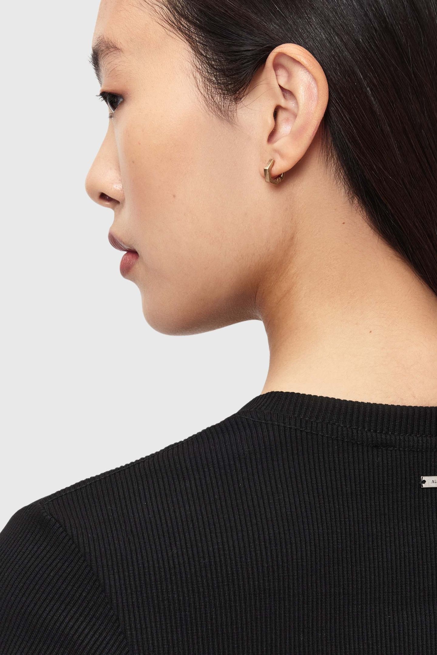 ELENA LS TEE BLACK 8