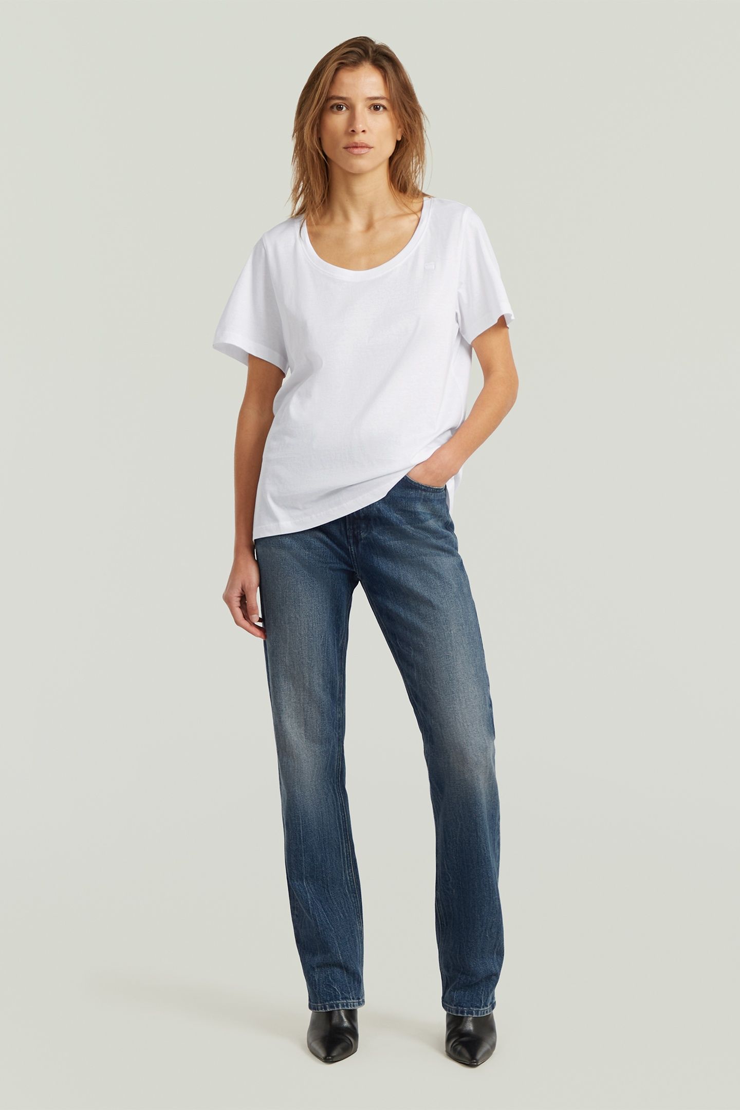 SCOOP NECK T WHITE 3
