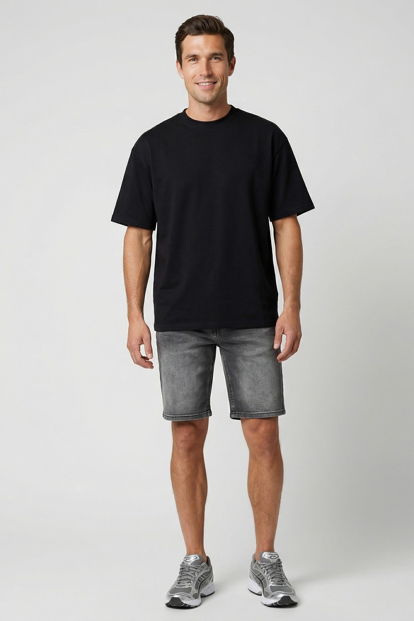 WARDEN DEN.SHORT BLACK USED 1