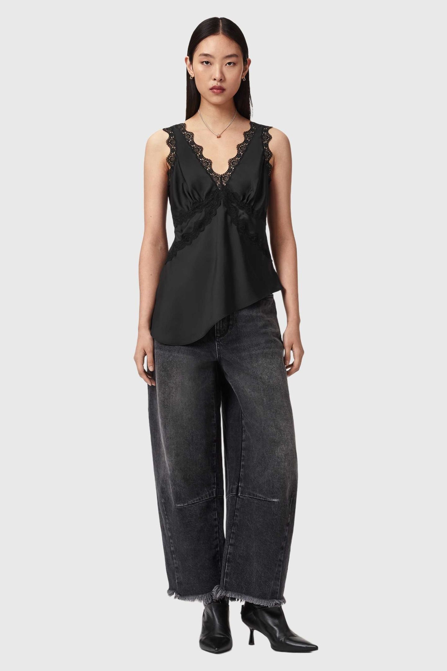ILKA LACE CAMI BLACK 3