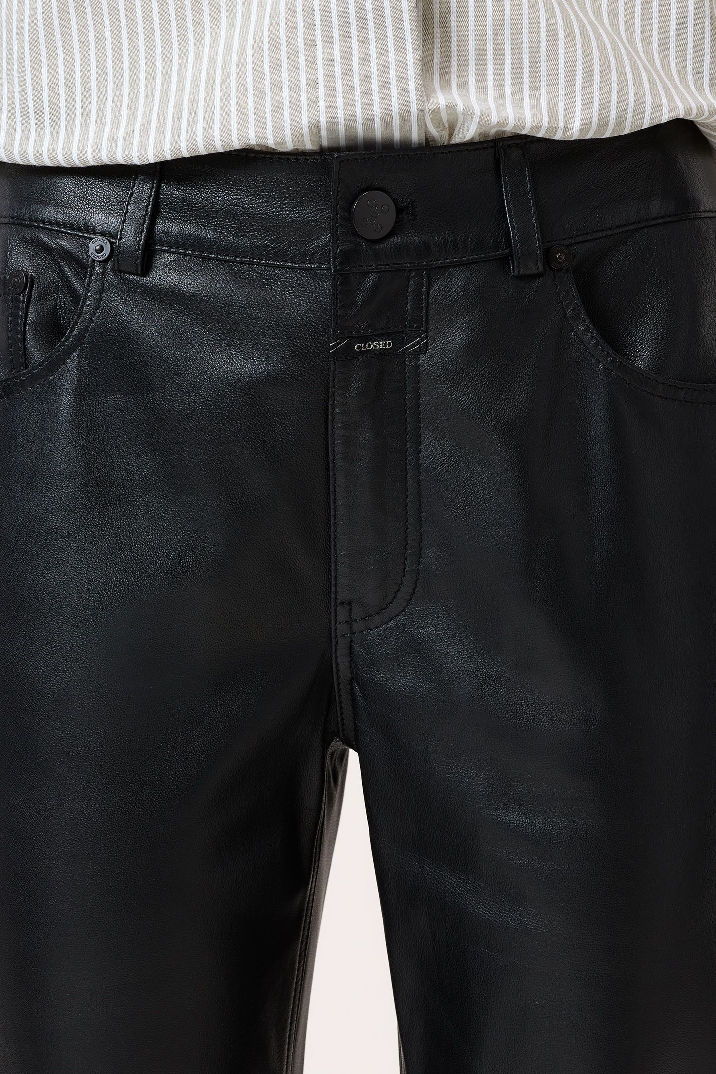 MILO BLACK 5