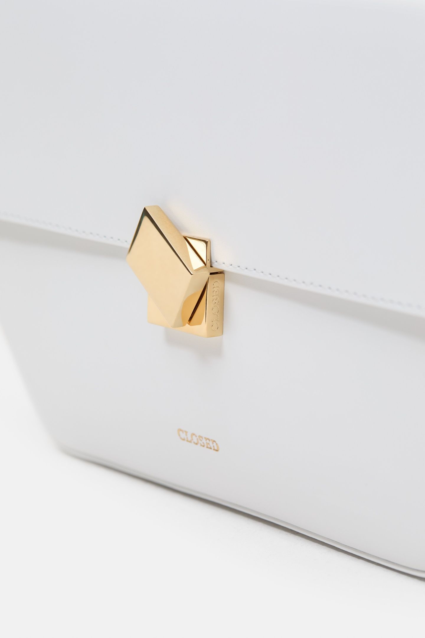 CLOSED BAG ONE M IVORY 7