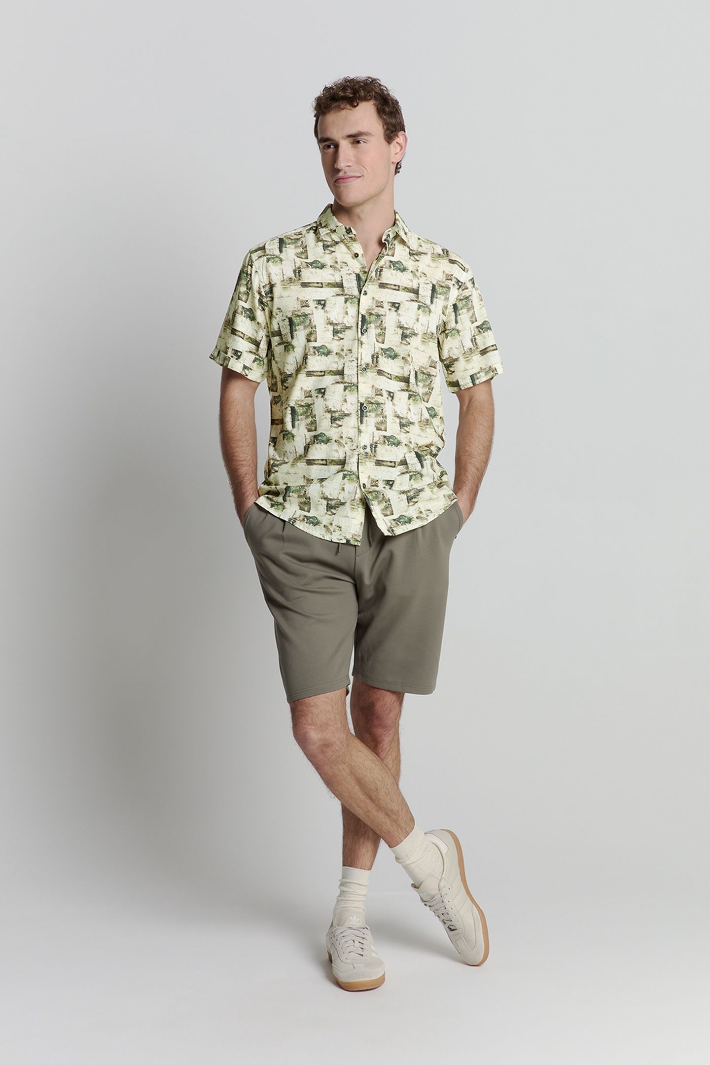 SHIRT SHORT SLEEVE ALLOVER PRINTED GREEN 1