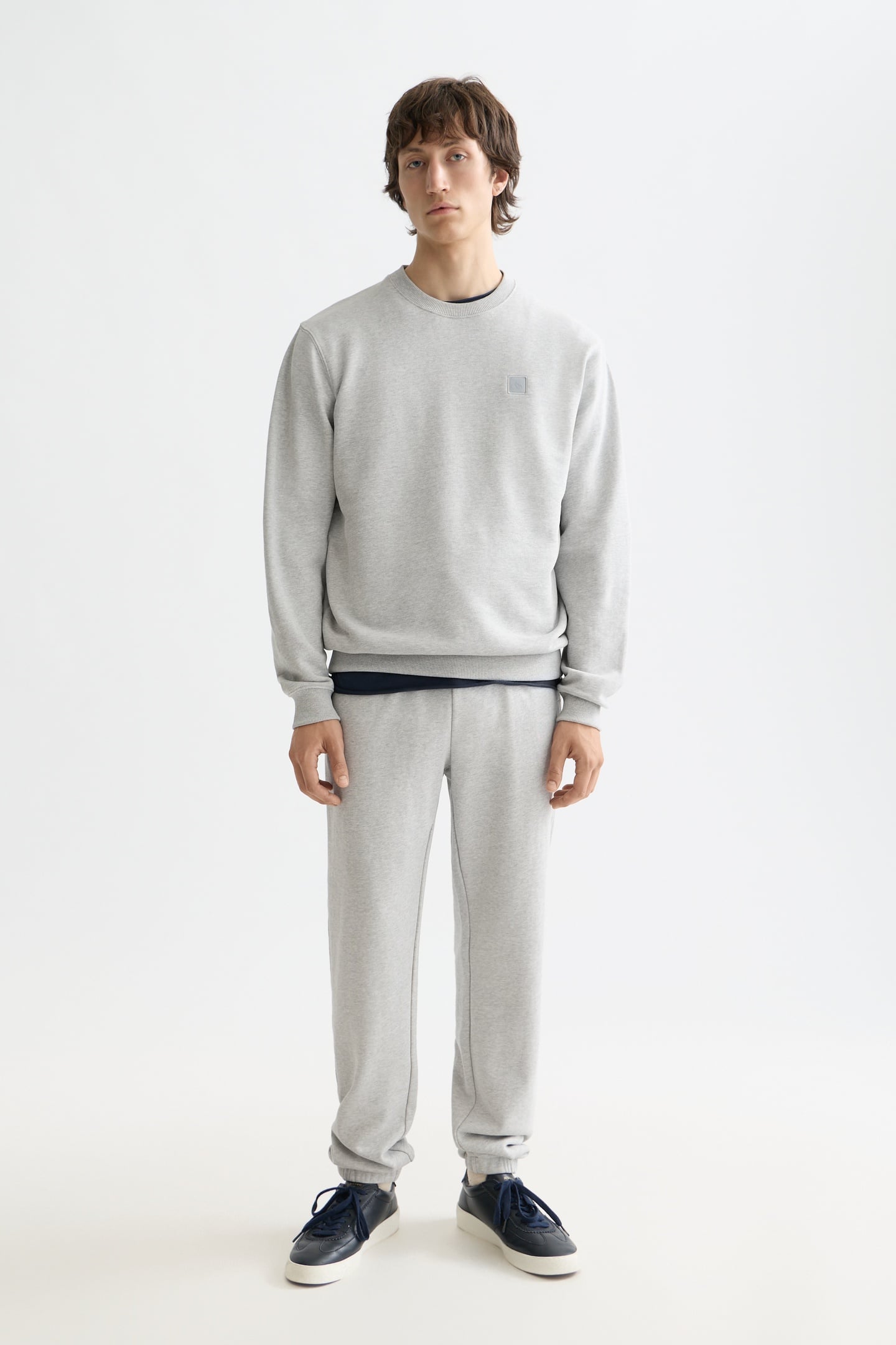 CORE - LOGO SWEATPANT GREY MELANGE 1