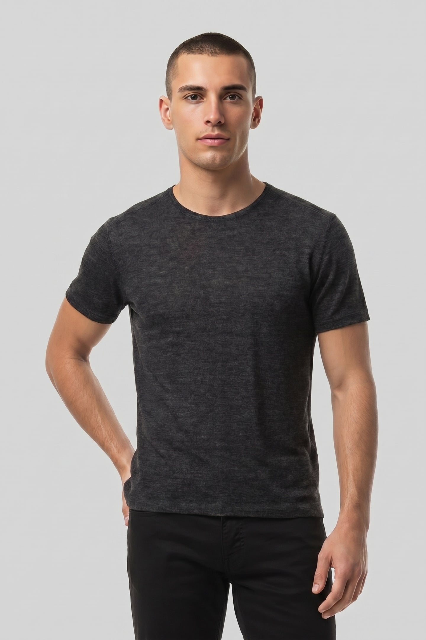 SANTAR REGULAR FIT SS CREW IN VIRGIN WOO CHARCOAL 1