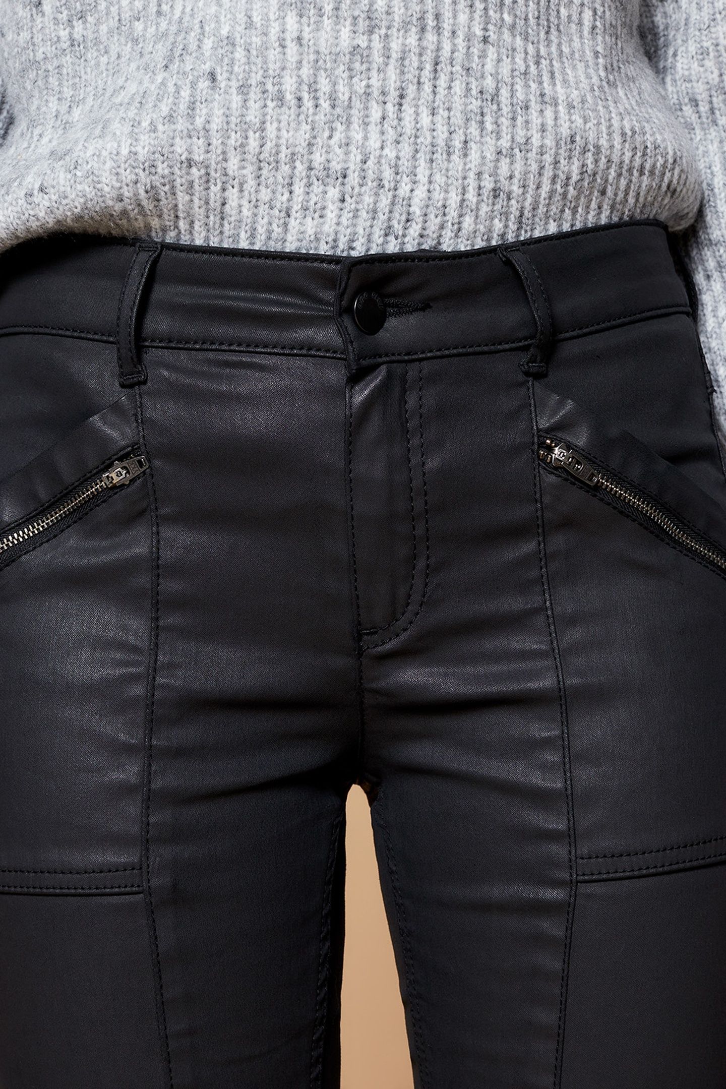 SLIM BLACK 7/8 LENGTH COATED BIKER STYLE JEANS 5