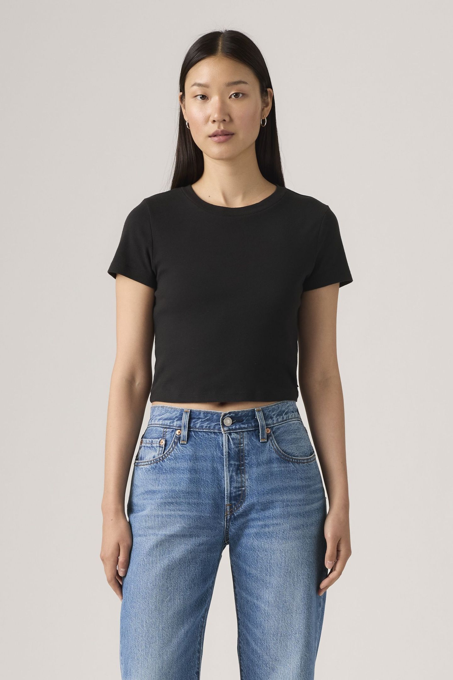 ESSENTIAL SPORTY TEE 1