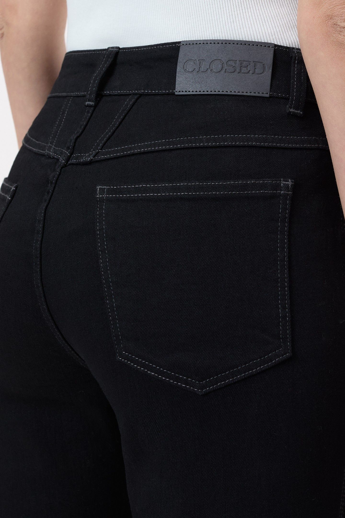 PEDAL PUSHER BLACK 5