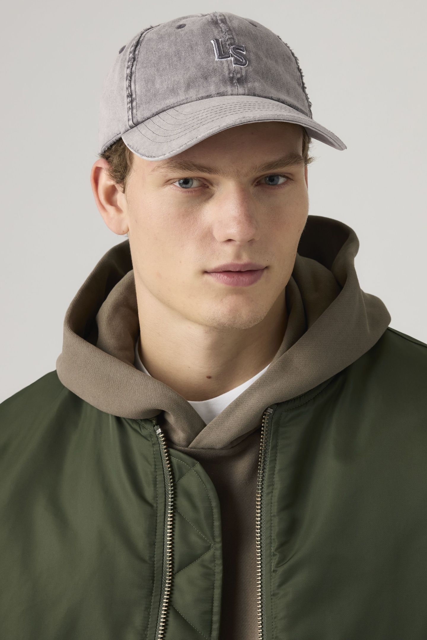 MONOGRAM CAP 4