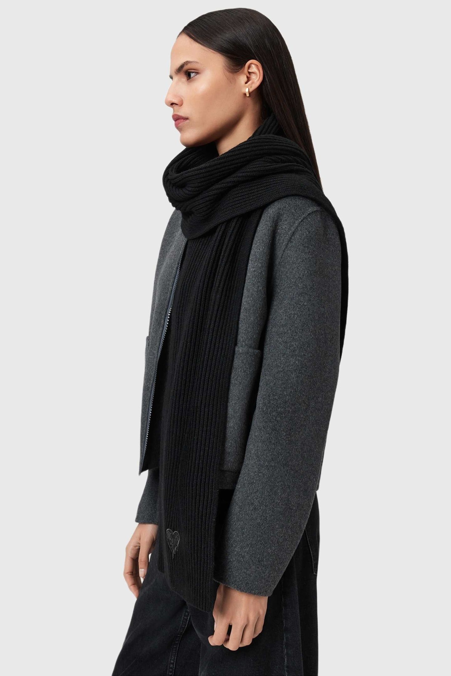 TRIP LOGO SCARF BLACK 1