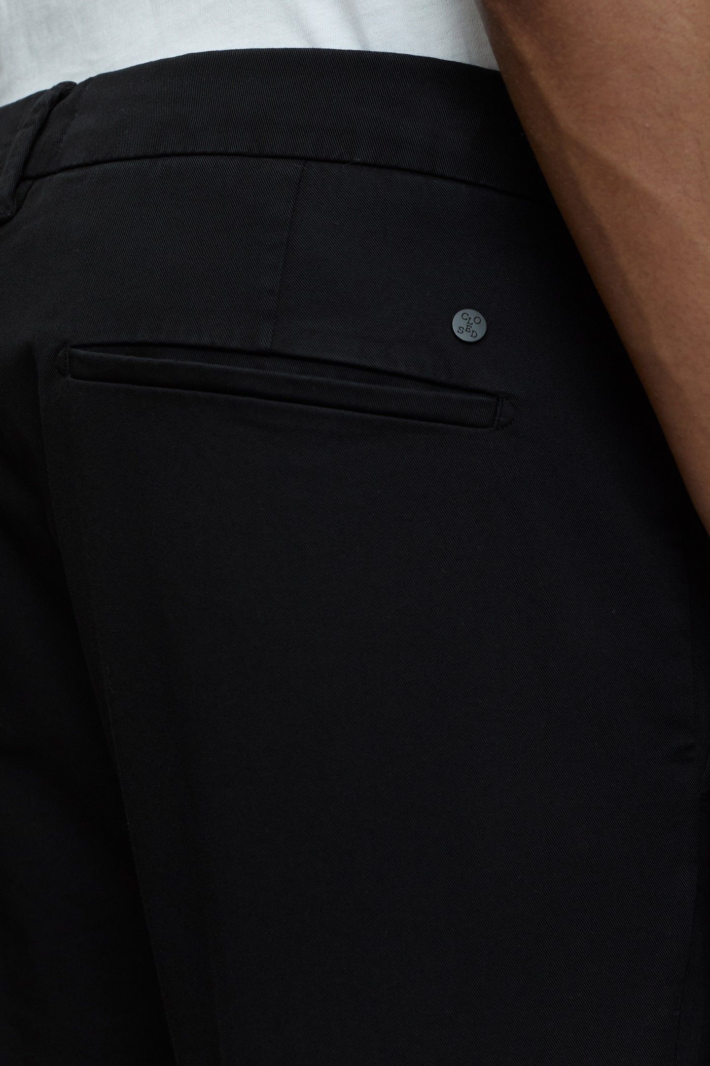 CLIFTON TRUE BLACK 3