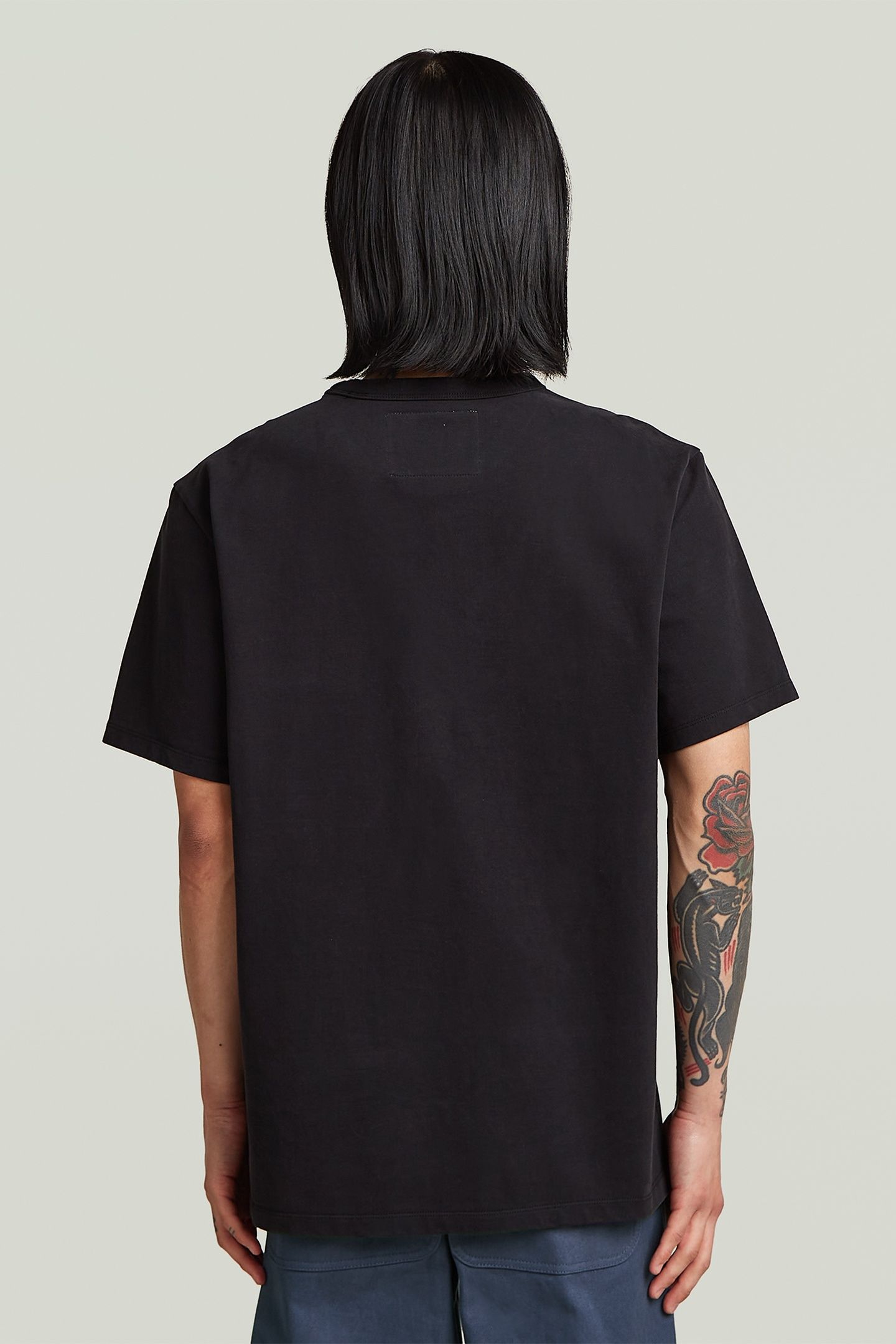 MN NUAG REGULAR R T S\S BLACK 2