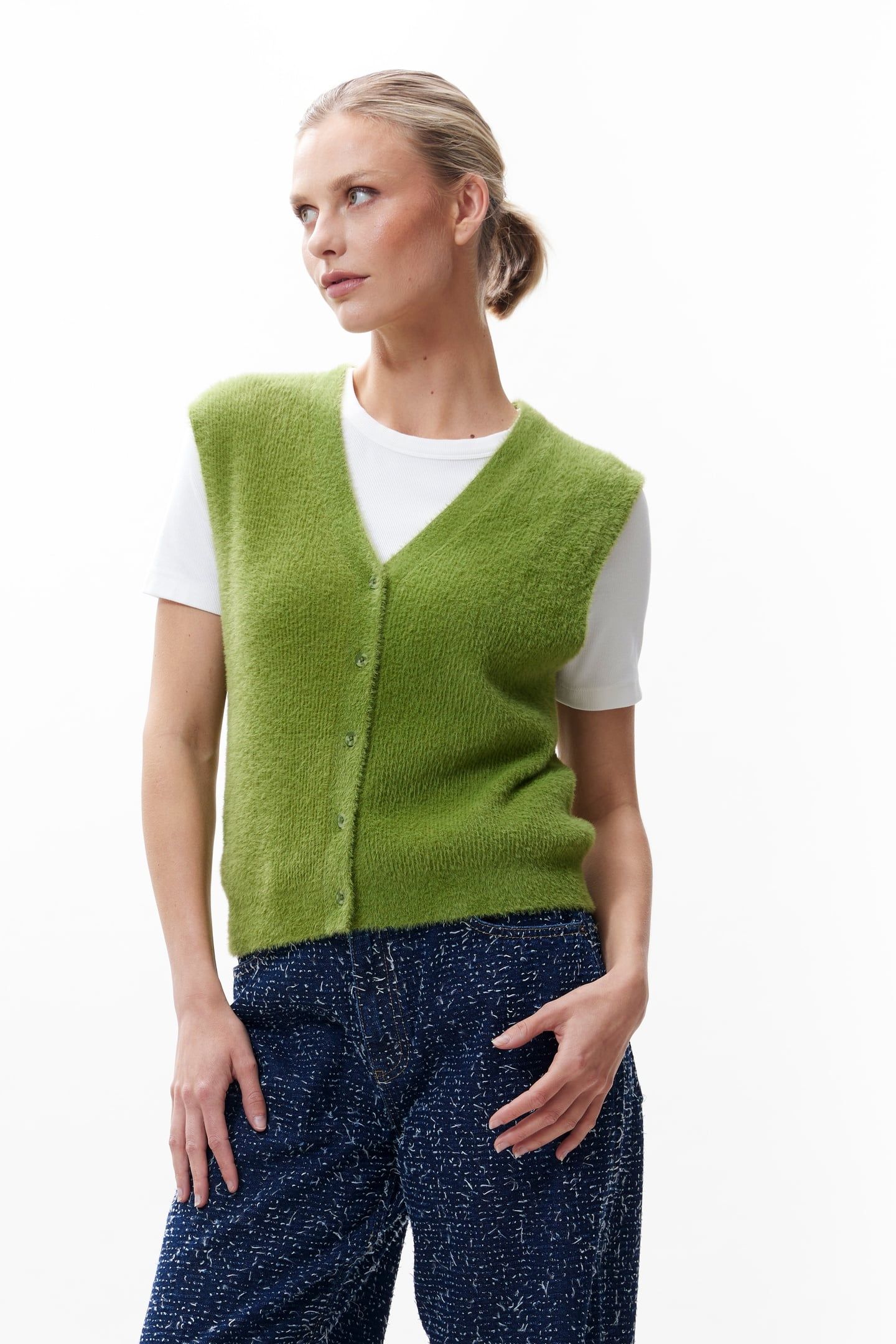 VNECK FUZZY SPENCER GRASSHOPPER 2